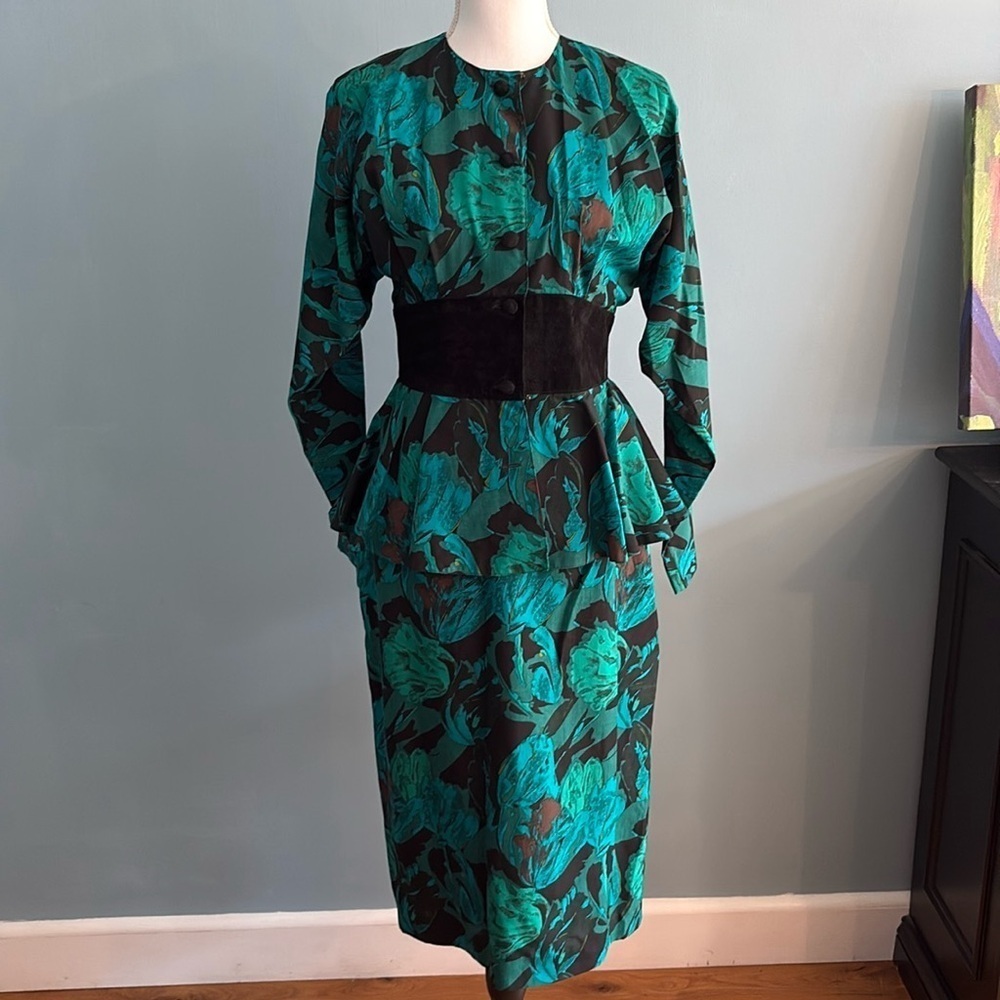 Vintage Silk Skirt Set by Kay Unger. Size 6